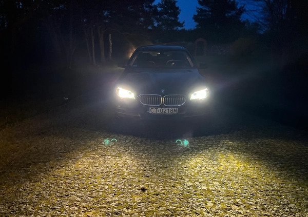 BMW Seria 5 cena 59500 przebieg: 275487, rok produkcji 2014 z Toruń małe 232